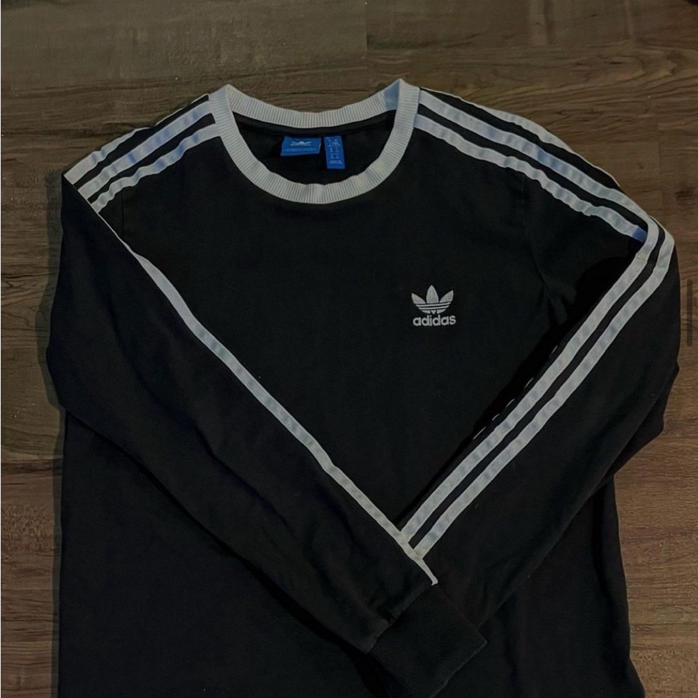 Adidas Original long sleeve shirt